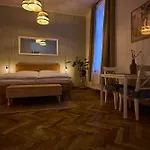 Mariánská-centrum Appartamento